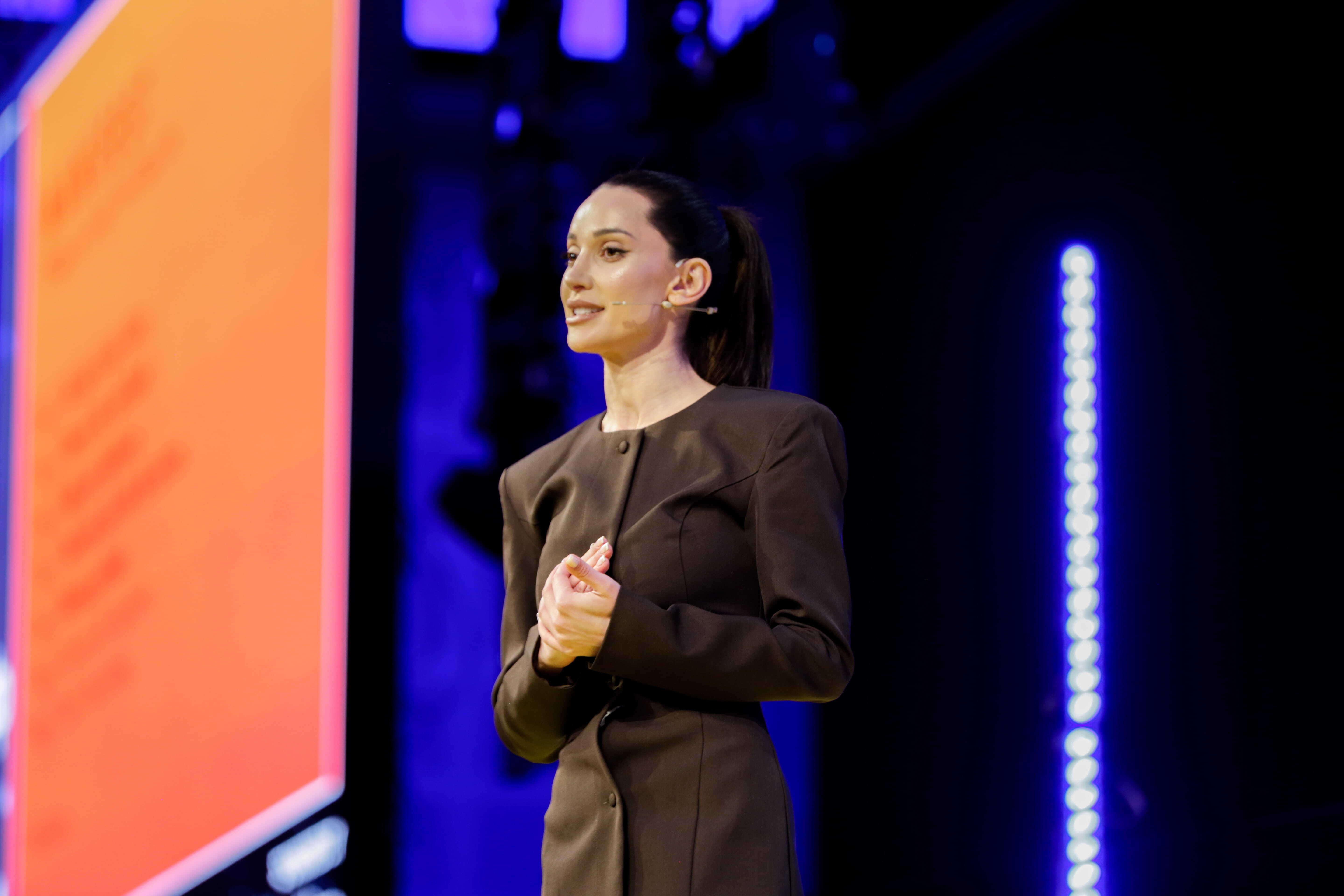 Resilience, Mindset, and Self Worth Lessons from Roxy Nafousi 1 (1)